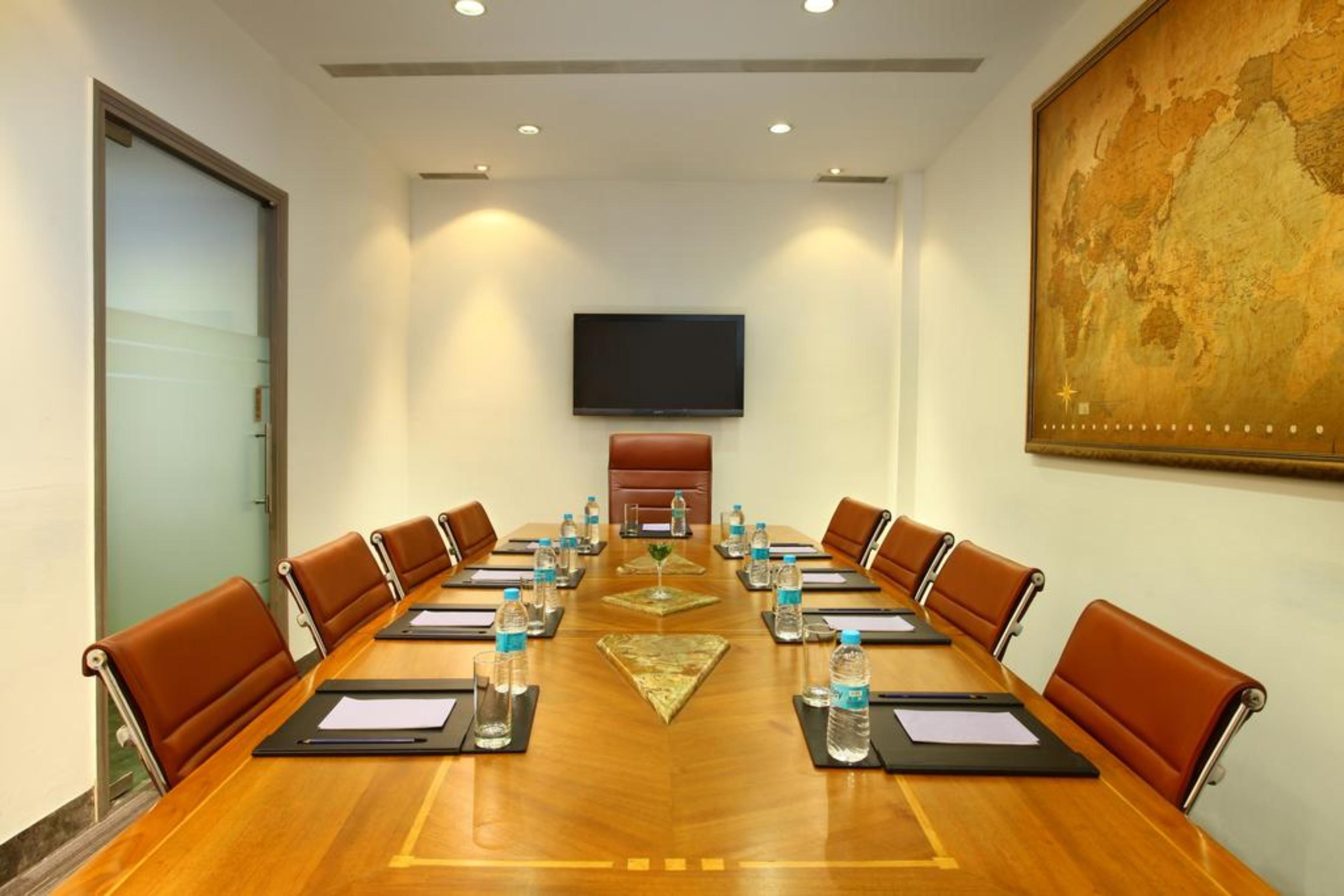 The Ashtan Sarovar Portico Nuova Delhi Esterno foto