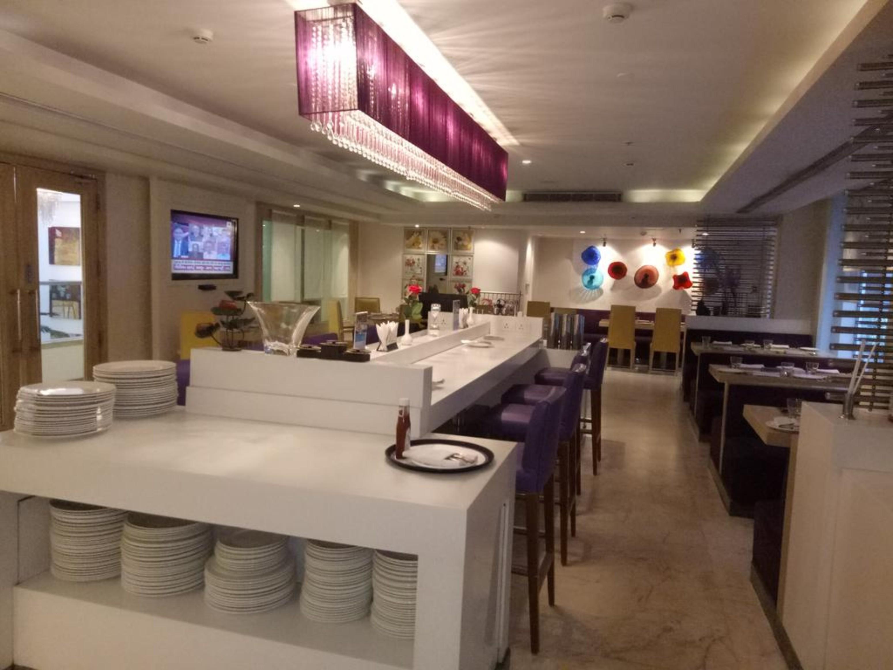 The Ashtan Sarovar Portico Nuova Delhi Esterno foto