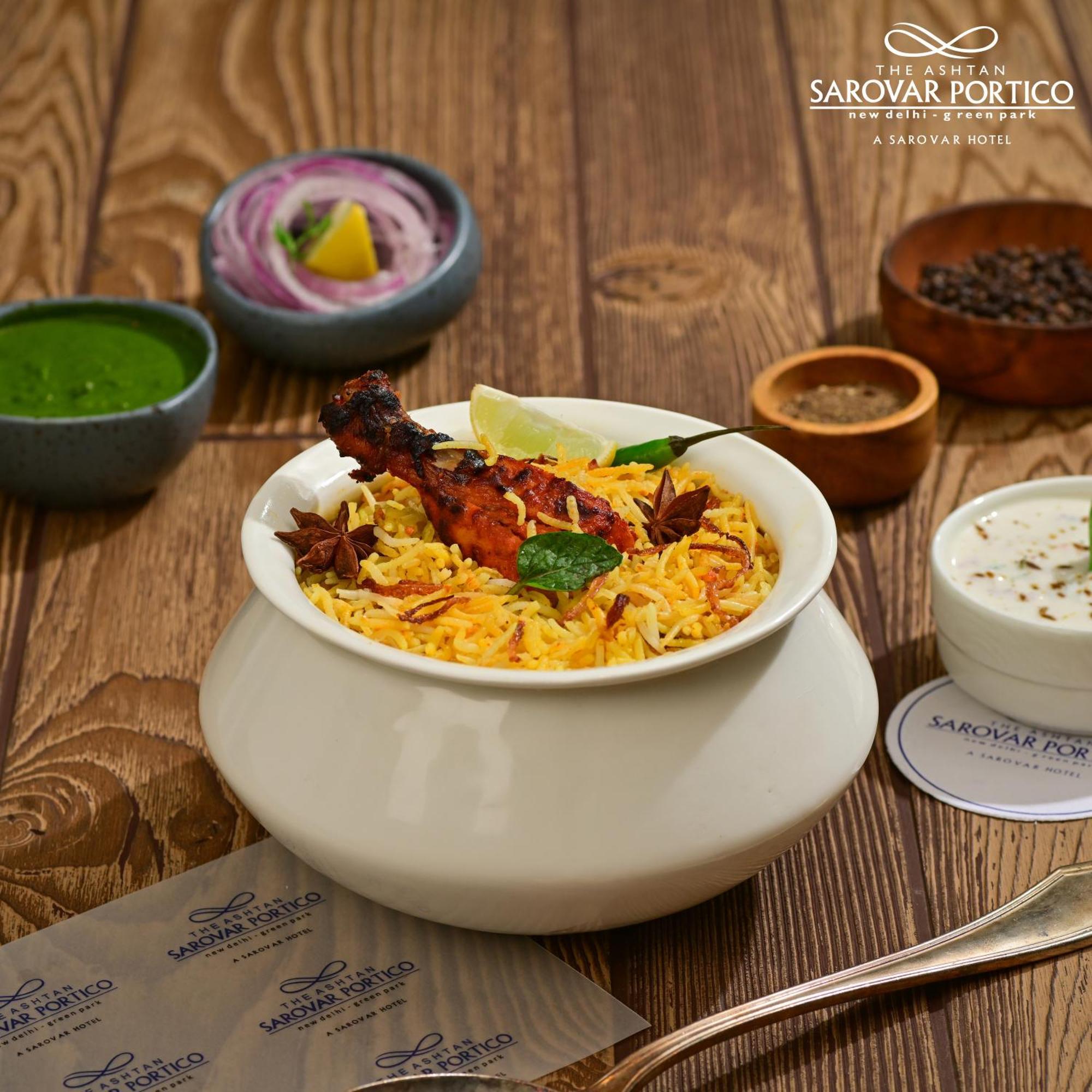 The Ashtan Sarovar Portico Nuova Delhi Esterno foto