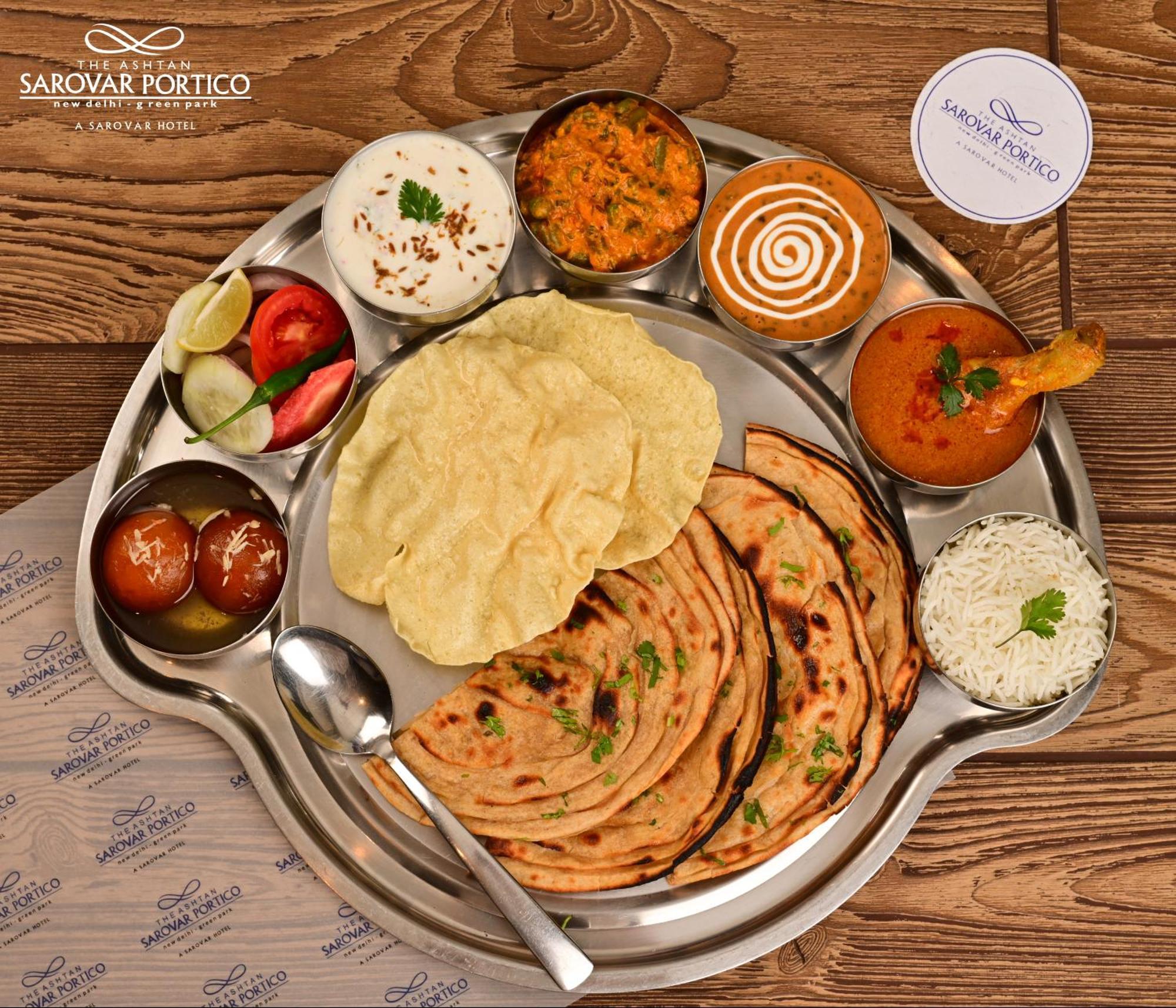 The Ashtan Sarovar Portico Nuova Delhi Esterno foto